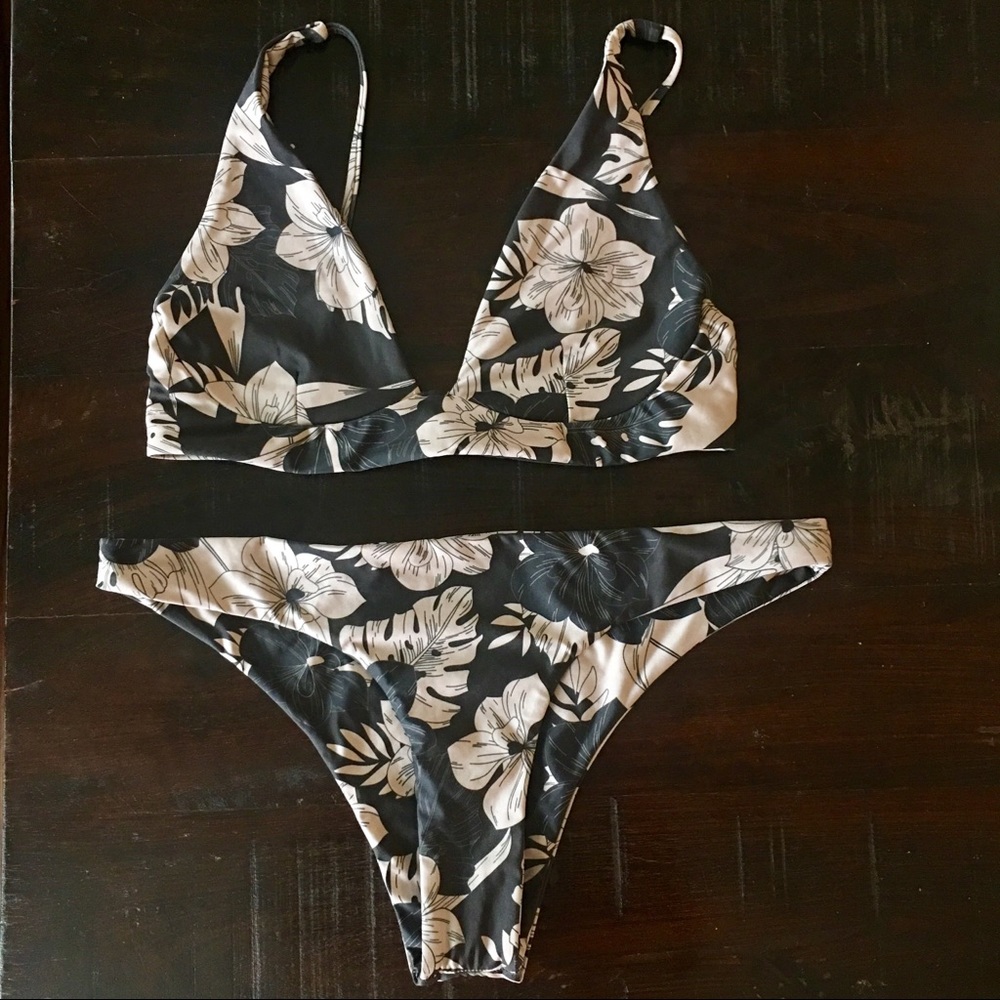 Stone Fox Swim set ziggy/malibu Sandbiscus